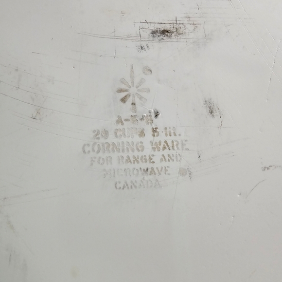 Vintage 1960’s Corning ware Blue 2Qt Cornflower Casserole Dish with lid - Picture 4 of 10